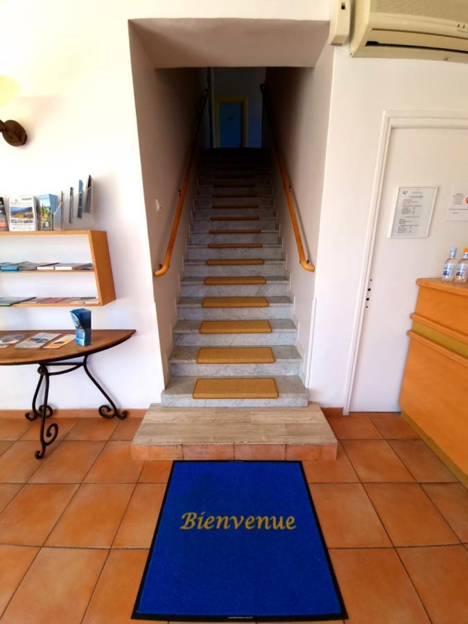 Hotel Sole Mare カルヴィ エクステリア 写真